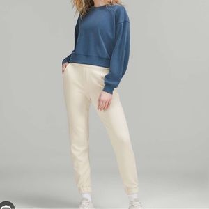 Lululemon Softstreme Relaxed High rise Pant